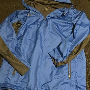 Blue men’s Nike spring jacket size medium